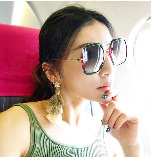 Timeless Chic Vintage Sunglasses – Style That Shines All Season