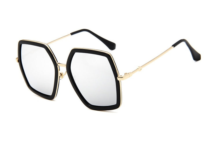 Timeless Chic Vintage Sunglasses – Style That Shines All Season