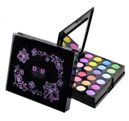 GlamEssentials Ultimate Makeup Kit