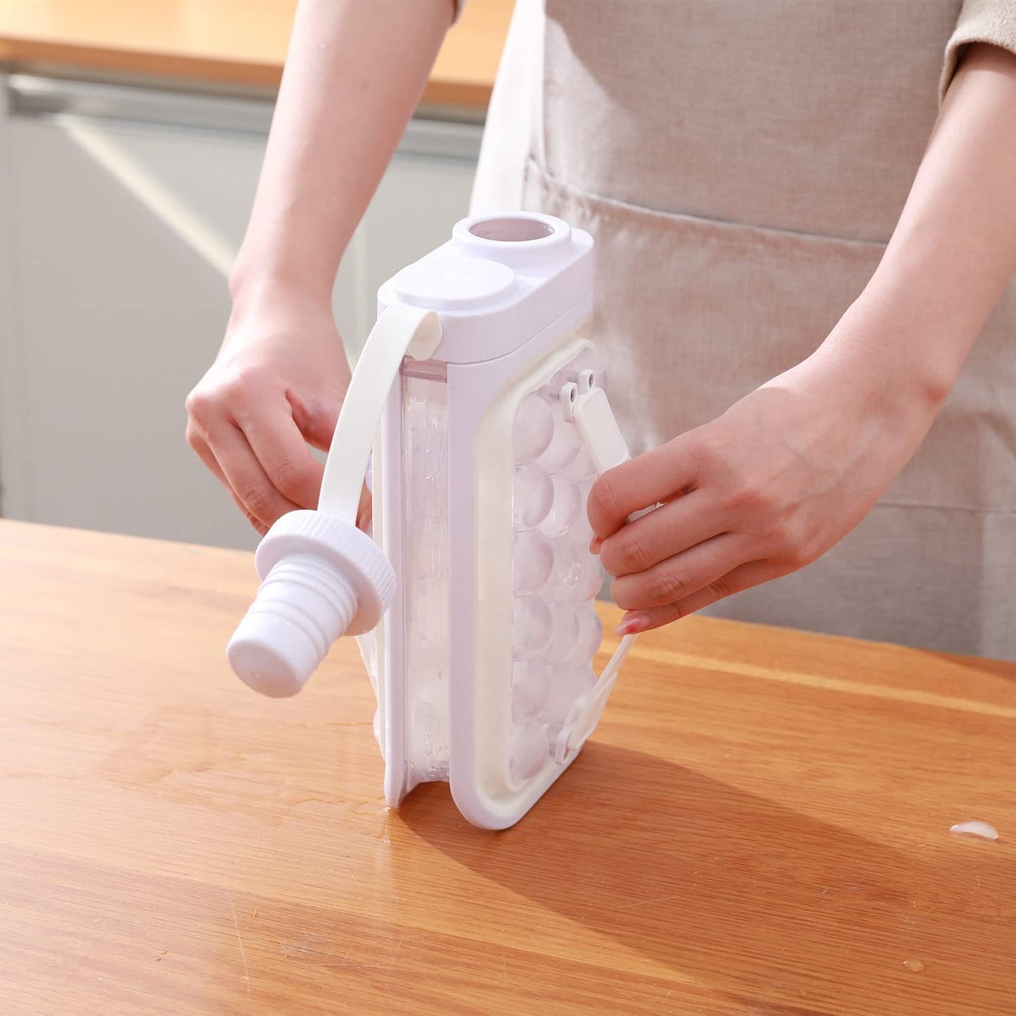 Chill & Sip: 2-in-1 Ice Ball Maker & Water Kettle